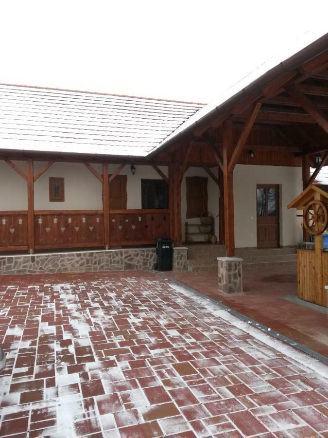 Martonyi Erdoszeli Vendeghaz Hotel Exterior foto